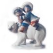 LLADRO POLAR BEAR FIGURINE